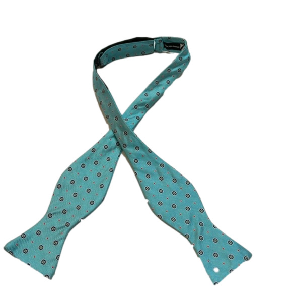 Saks Fifth Avenue Men's  Turquoise Bow Tie - Picture 1 of 5